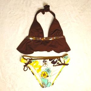 Cute 2 piece swimsuit